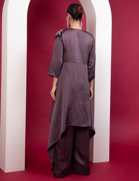 Structured Asymmetric Tunic With Side Bias Flare & Straight Pants