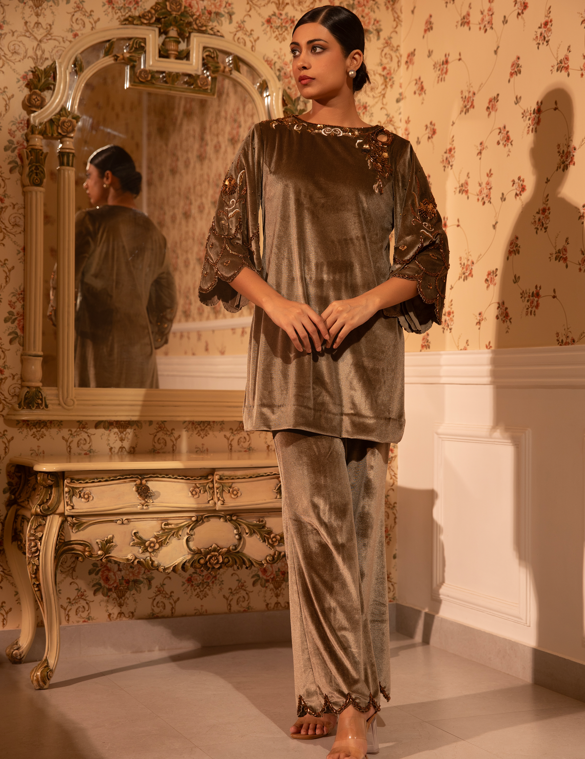 Gold Baroque Velvet Kurti With Trousers