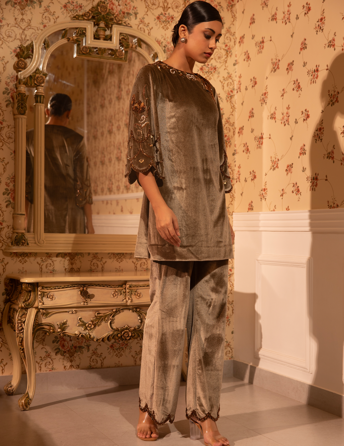 Gold Baroque Velvet Kurti With Trousers