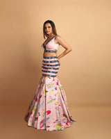 Desi Vedesi Lehenga