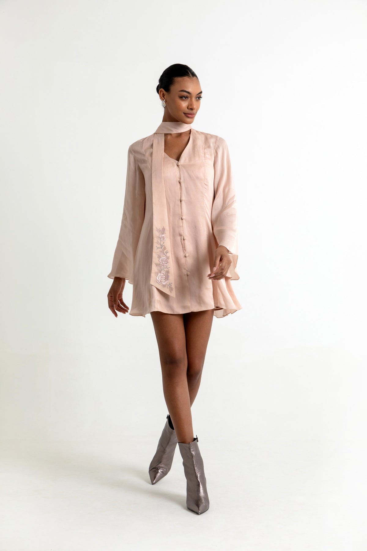 Aubrielle Dress in Peach Dust