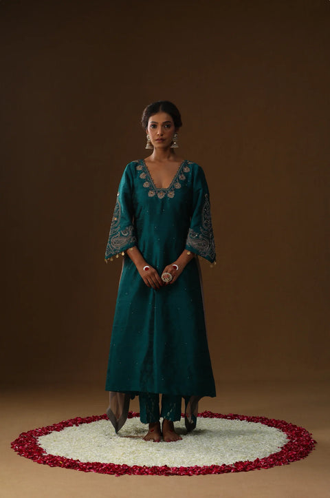 Ambar Phool Embroidered Suit Set