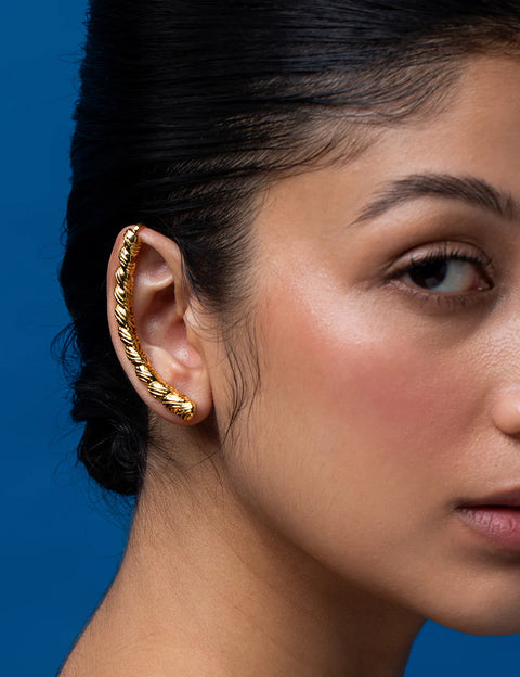 Golden Leaf Tendril Ear Cuff