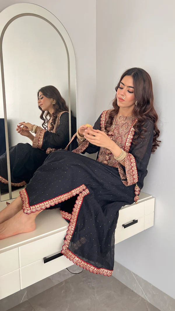Nazm E Noor Kaftan