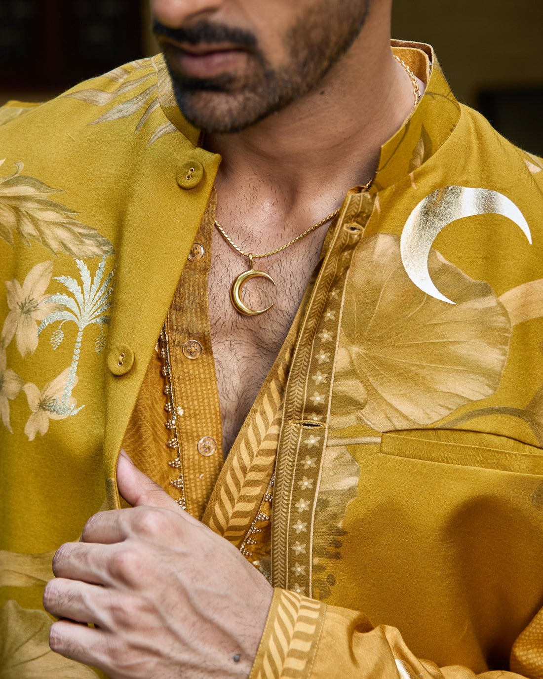 Saanjh Kurta And Jacket Set