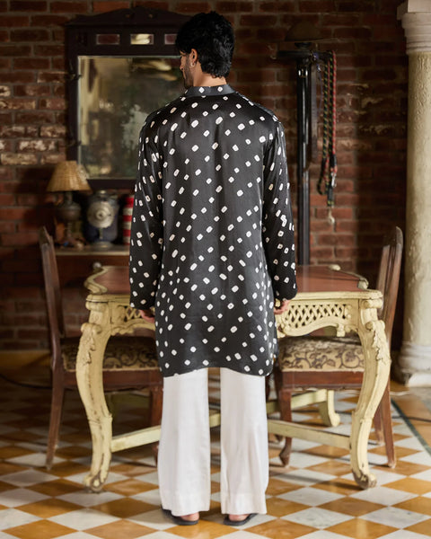 Siyaah Kurta Set