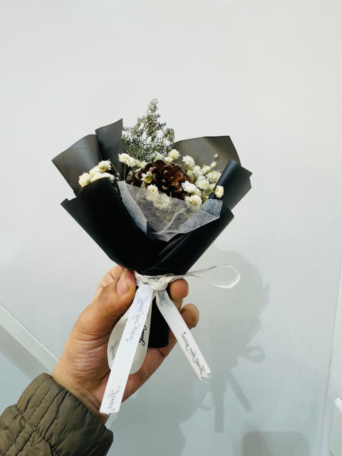 Love Infinite Mini Bouquet