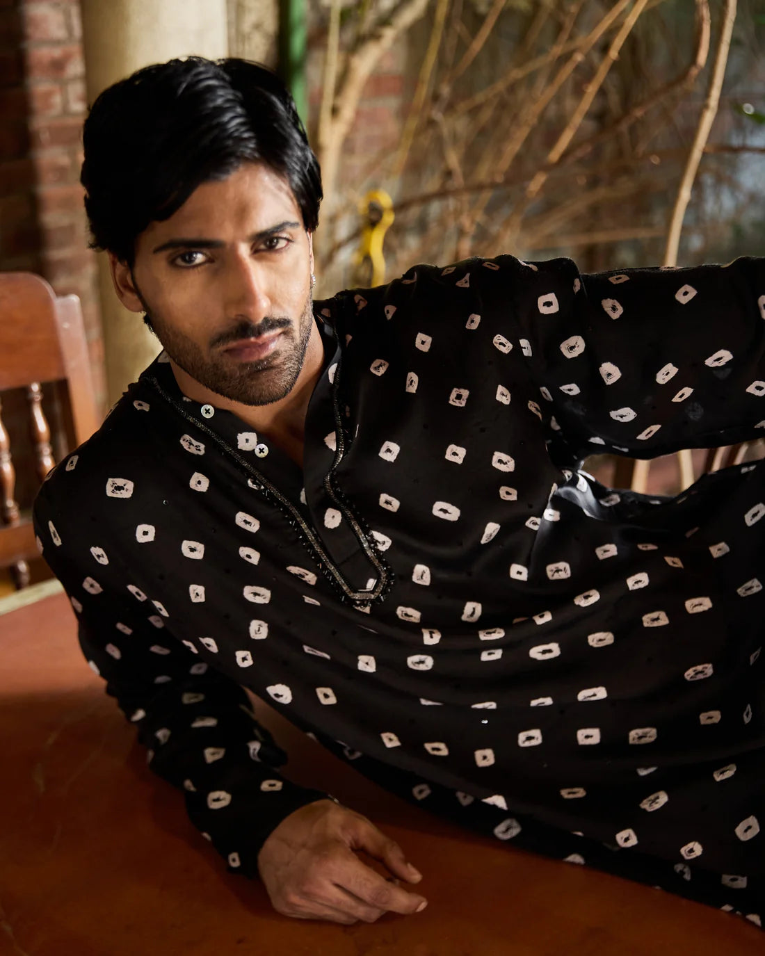 Siyaah Kurta Set