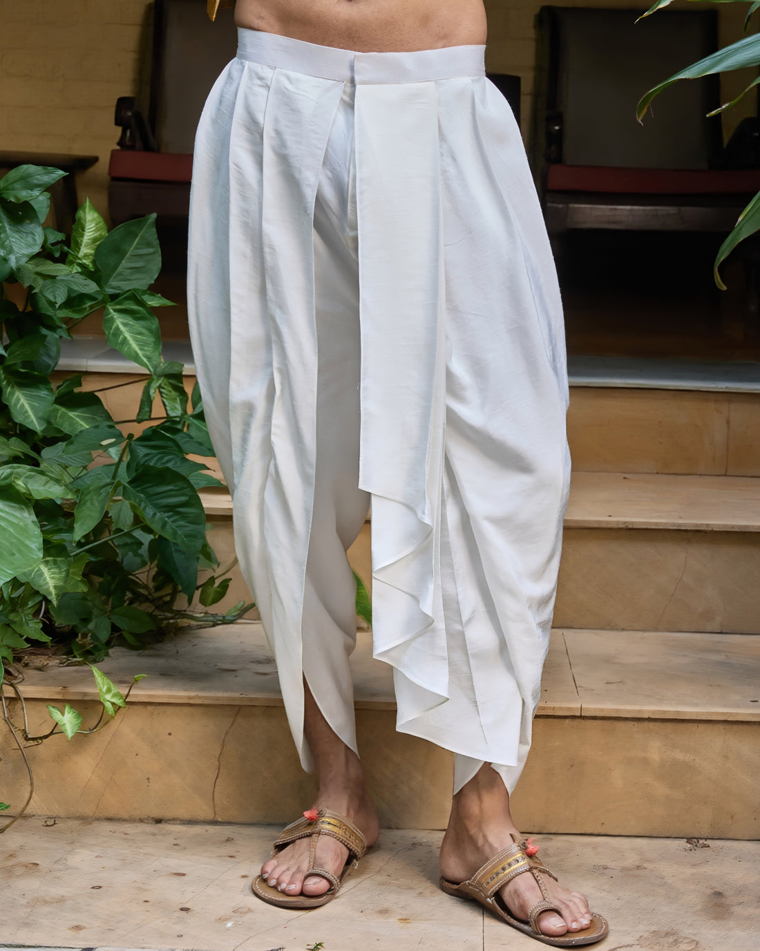 Saanjh Kurta And Jacket Set
