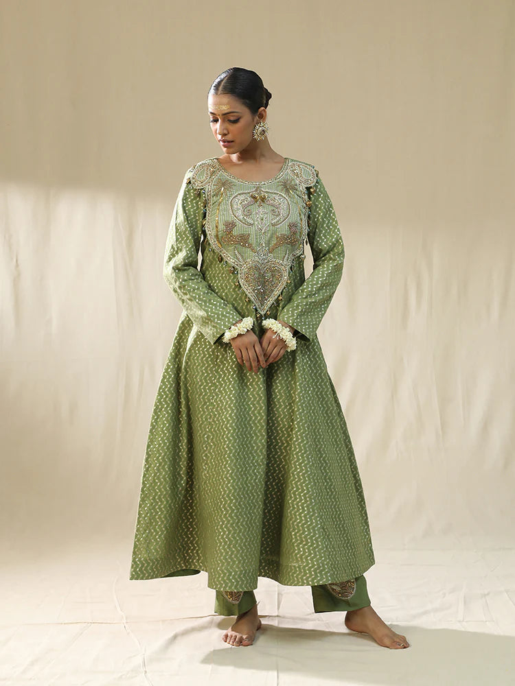 Pista Green Kastoori Self Suit Set