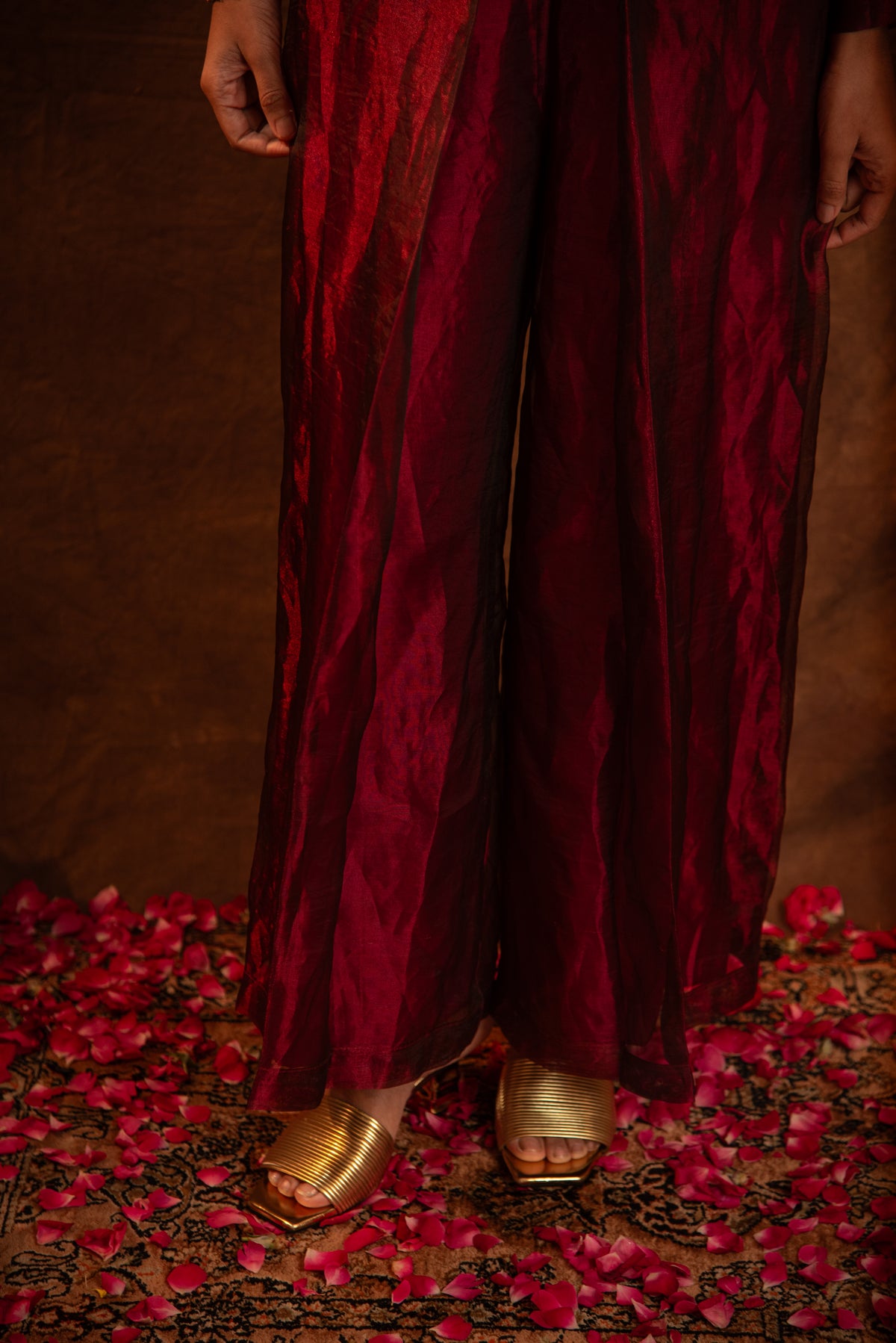 Organza Tropical Hand-Painted Embroidered Kurta Set
