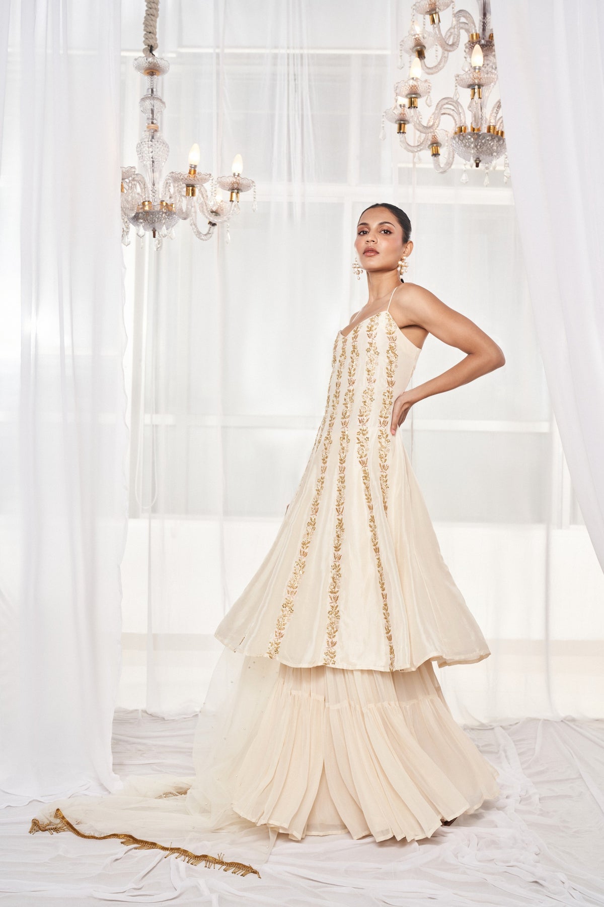 Ivory Kalidar Set