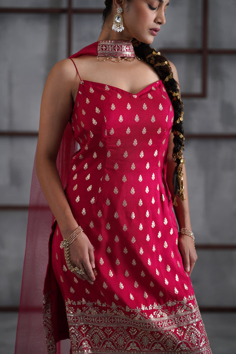 Fuchsia Kurti, Churidar And Chhoker Dupatta