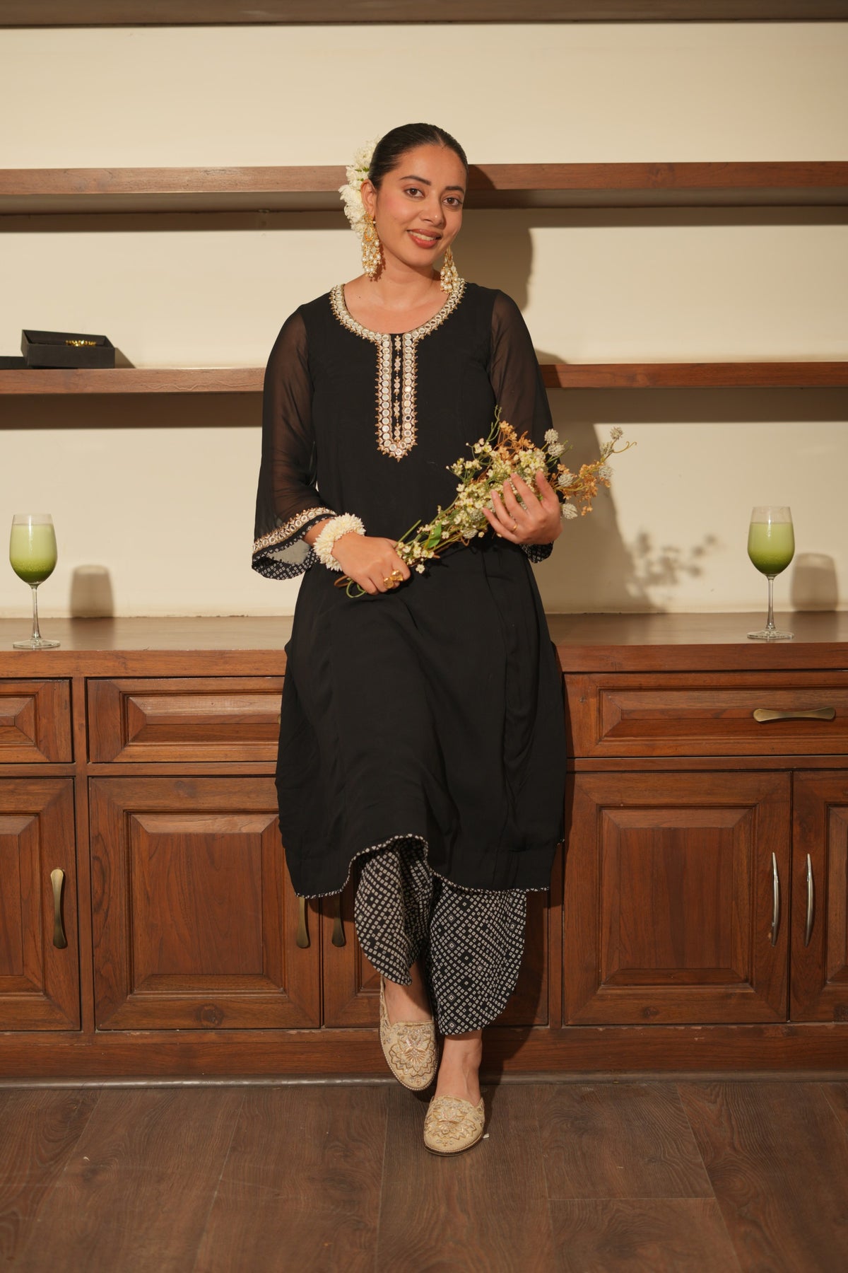Black Mirror Bandhani Coord Set