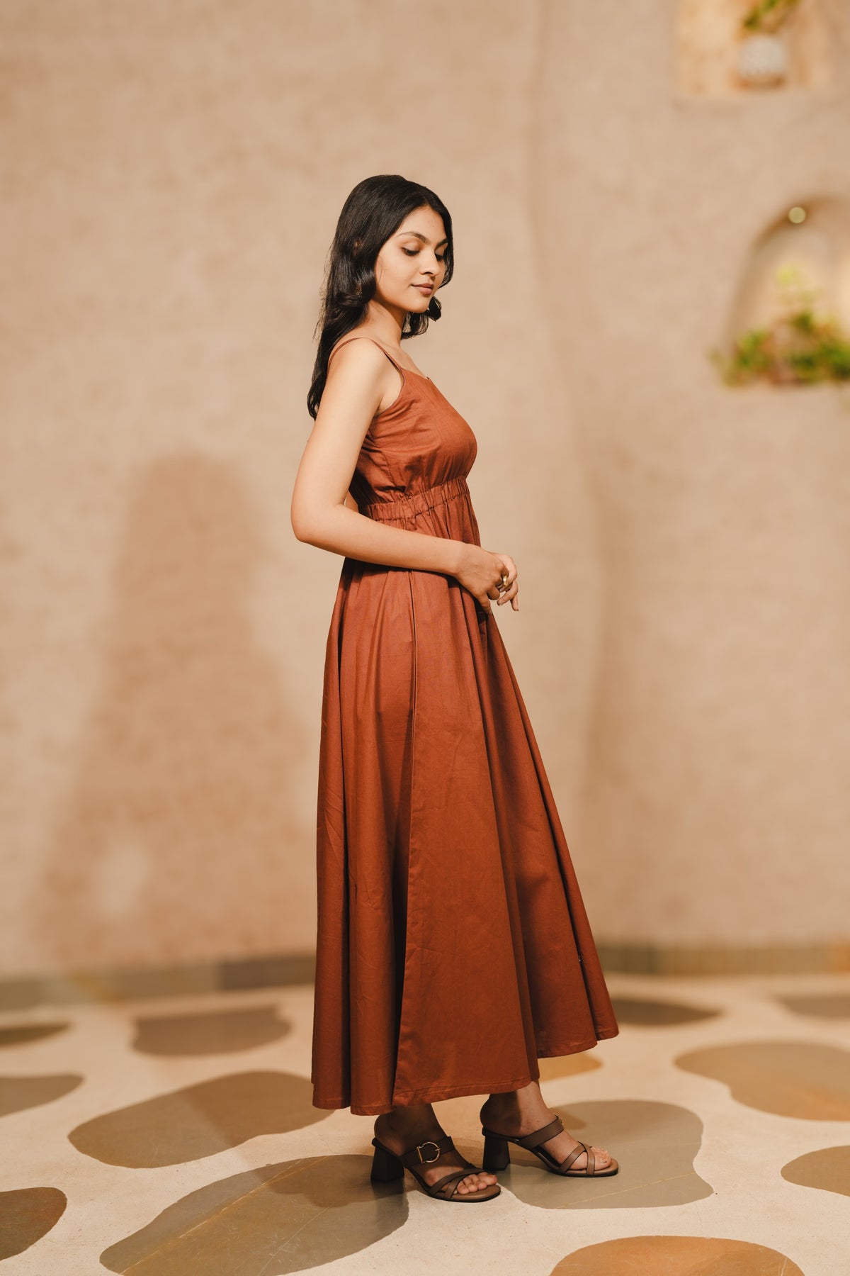 HAZELNUT HAZE DRESS
