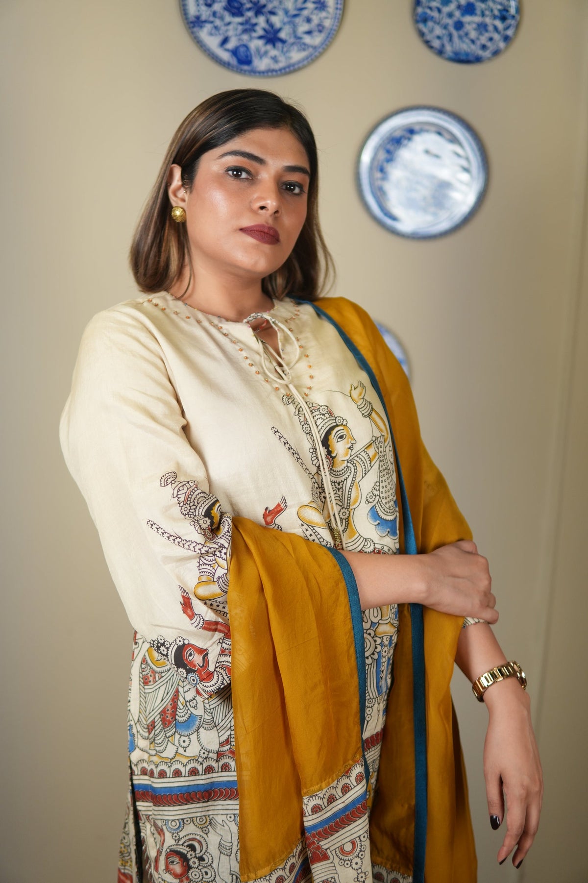 Neel Kesar Short Kurta Set