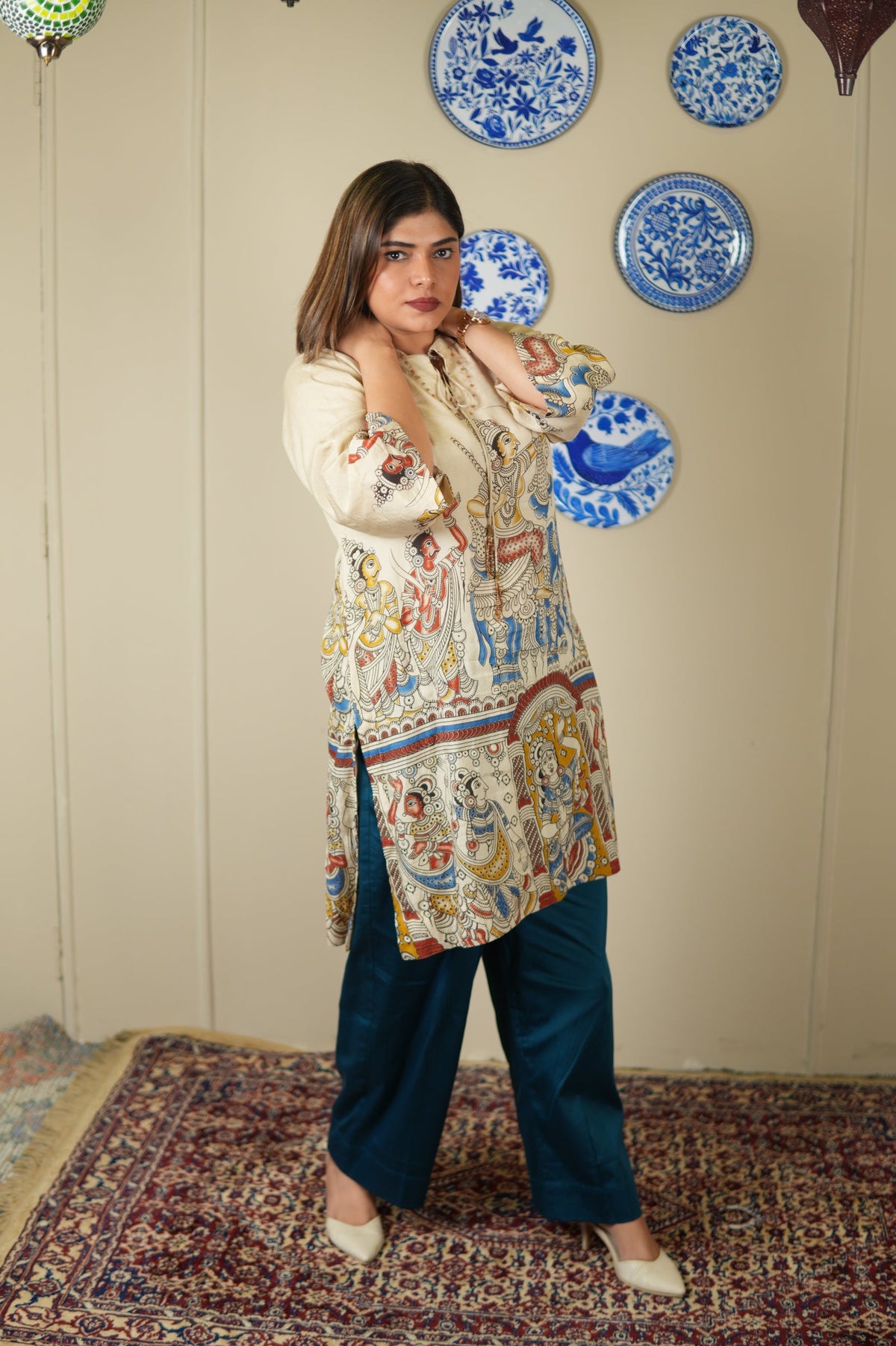 Neel Kesar Short Kurta Set