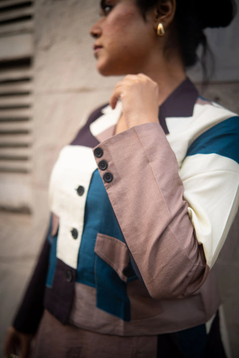 Peacock And Offwhite Geometric Printed Jacket And Skirt