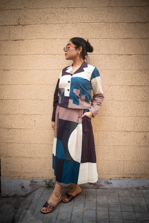 Peacock And Offwhite Geometric Printed Jacket And Skirt