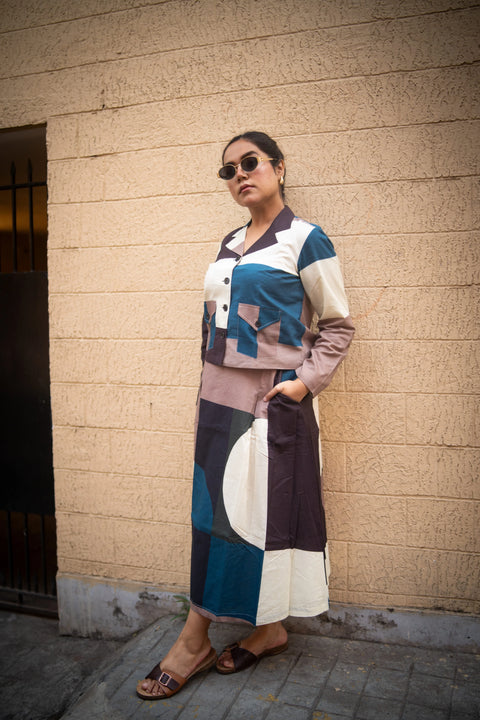Peacock And Offwhite Geometric Printed Jacket And Skirt