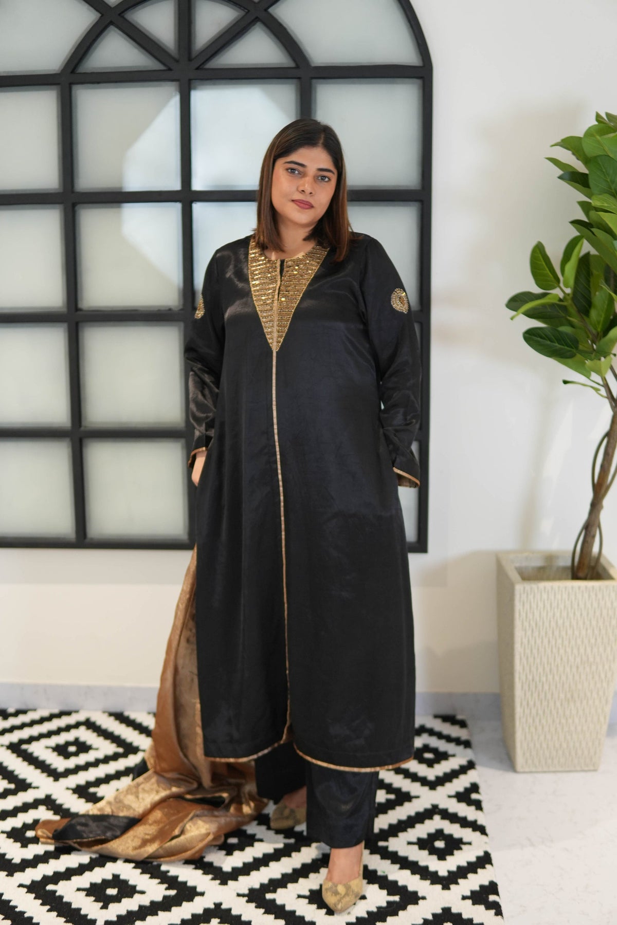 Noor-E-Shaam Mashru Silk Kurta Set