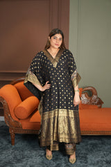 Noor-E-Zeba Black Dola Kaftan Set