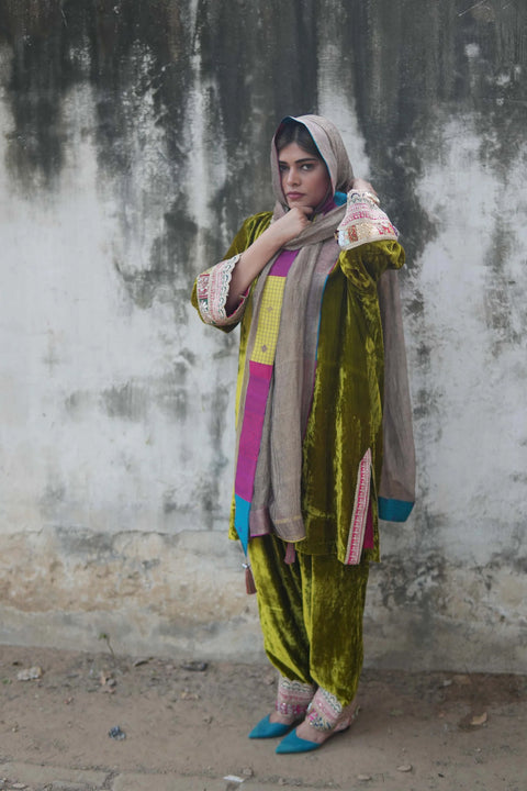 Khaas Dhoop Velvet Suit