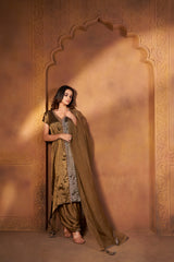 Vault and Metal Fling kurta set with dupatta
