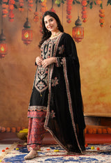 Black Chinon Kurta Set with Pink Printed Dupatta & Salwar