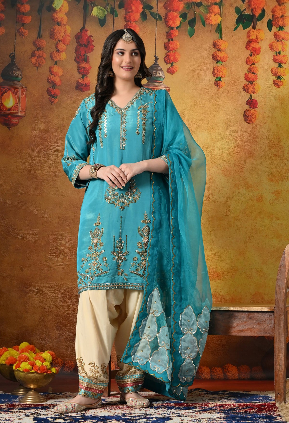 Radiant Firozi silk Kurta Set