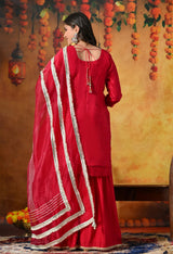 A Graceful Rani Pink Gharara Set