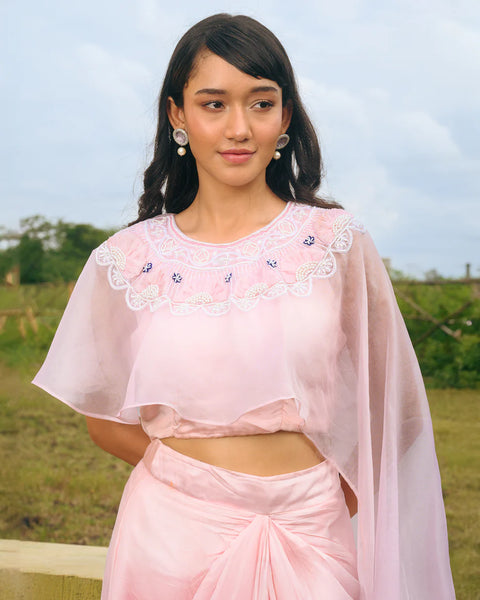 Gauravi Set
