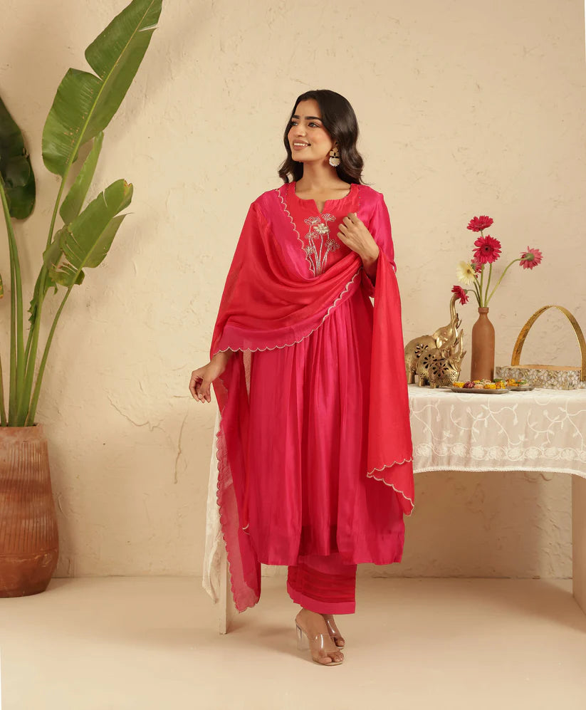 Rani Suit Set with Sleeve Detailing