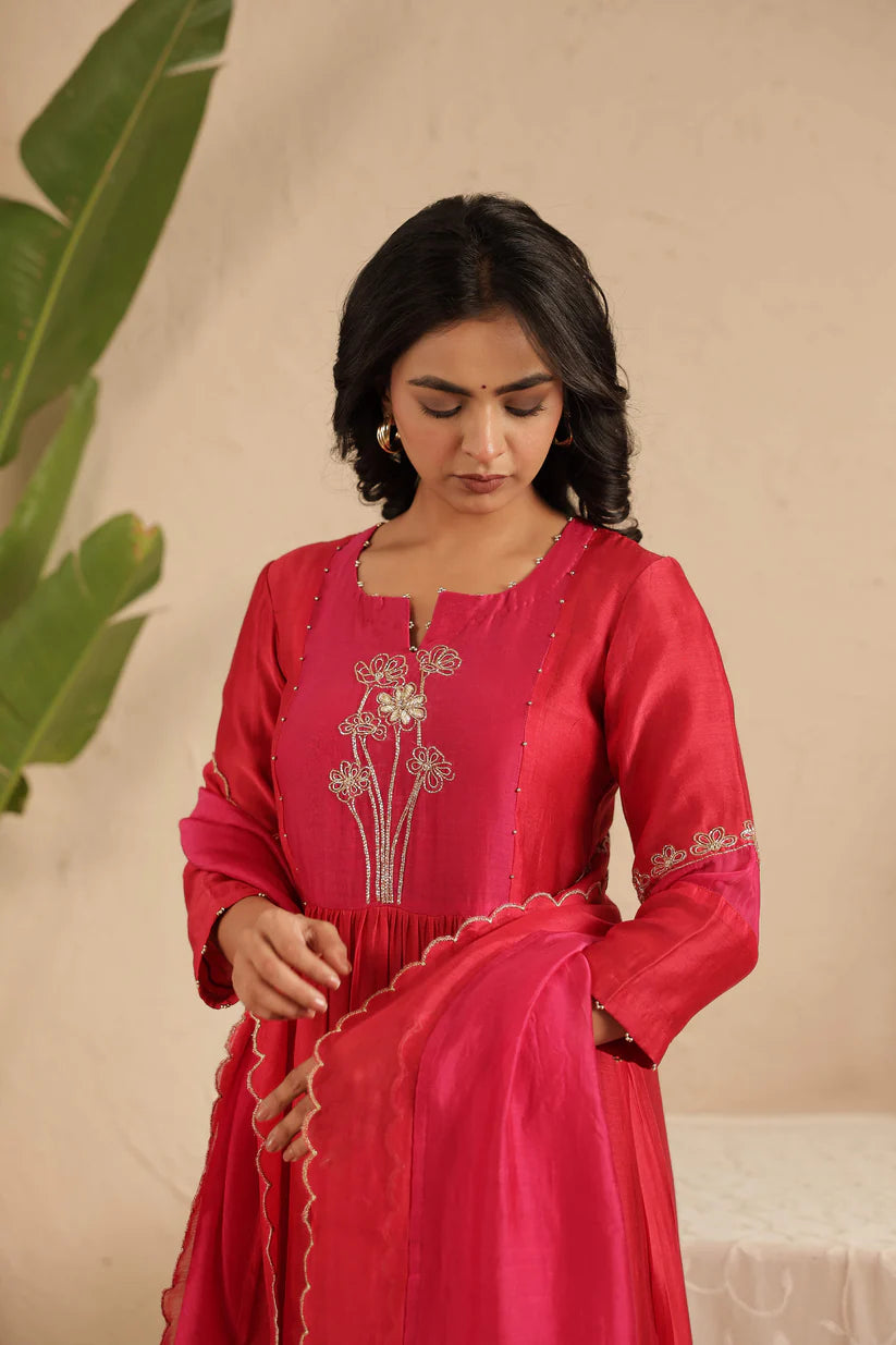 Red Suit Set with Sleeve Detailing