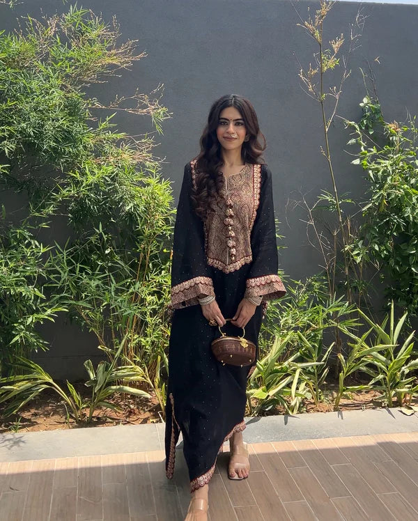 Nazm E Noor Kaftan