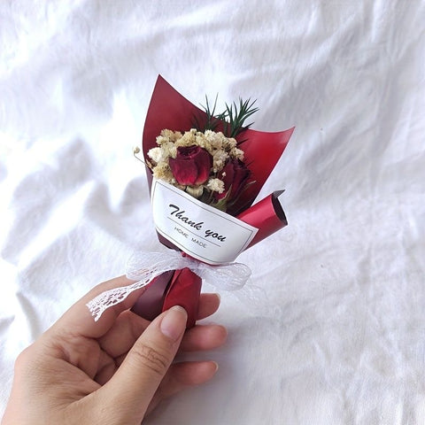 Love Infinite Mini Bouquet