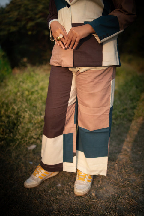 Peacock And Offwhite Geometric Printed Jacket And Trouser