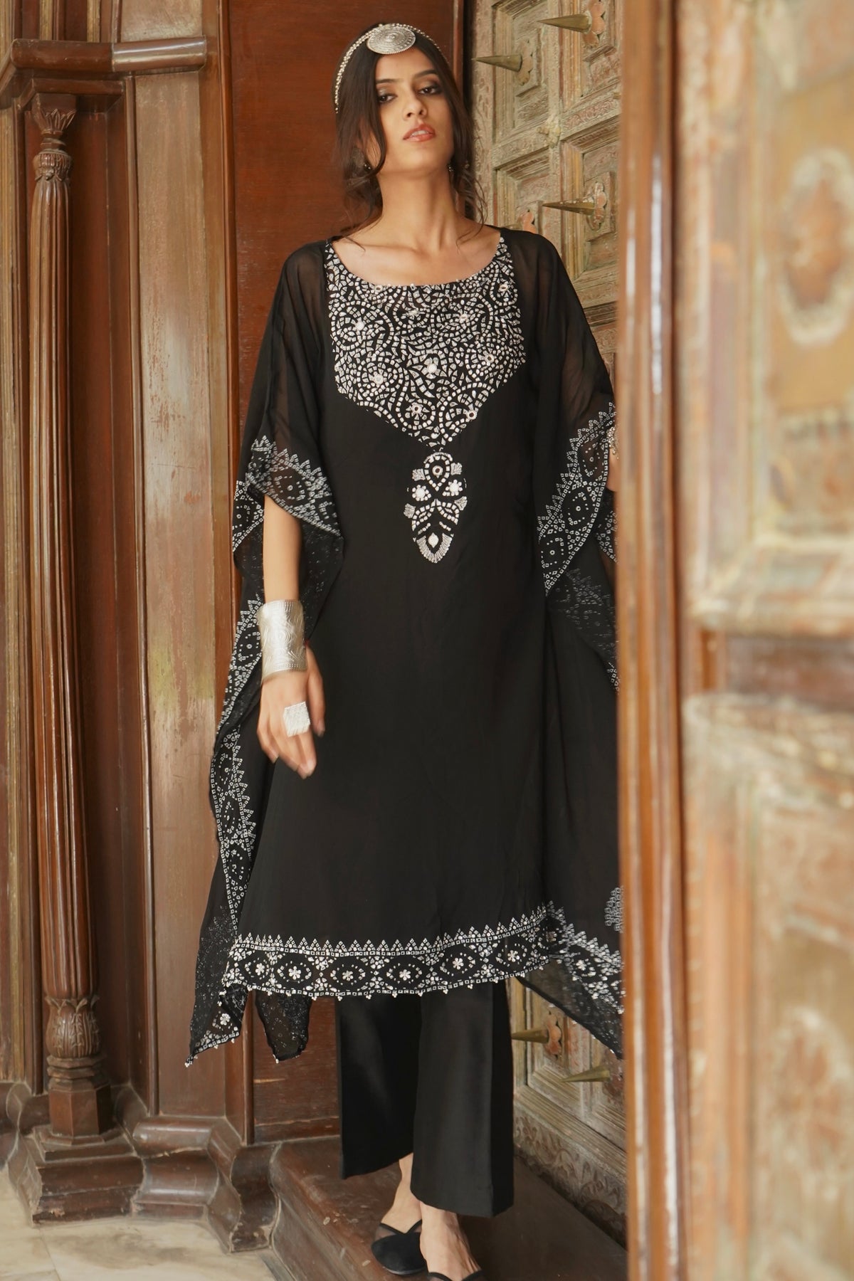 Black Bandhani Kaftan Set