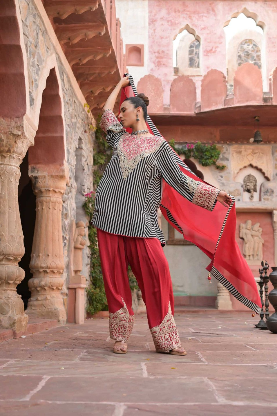 Meher Suit Set
