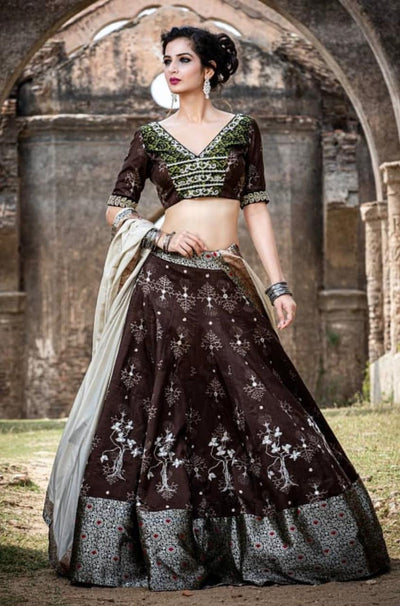 MOCHA ROYALE LEHENGA