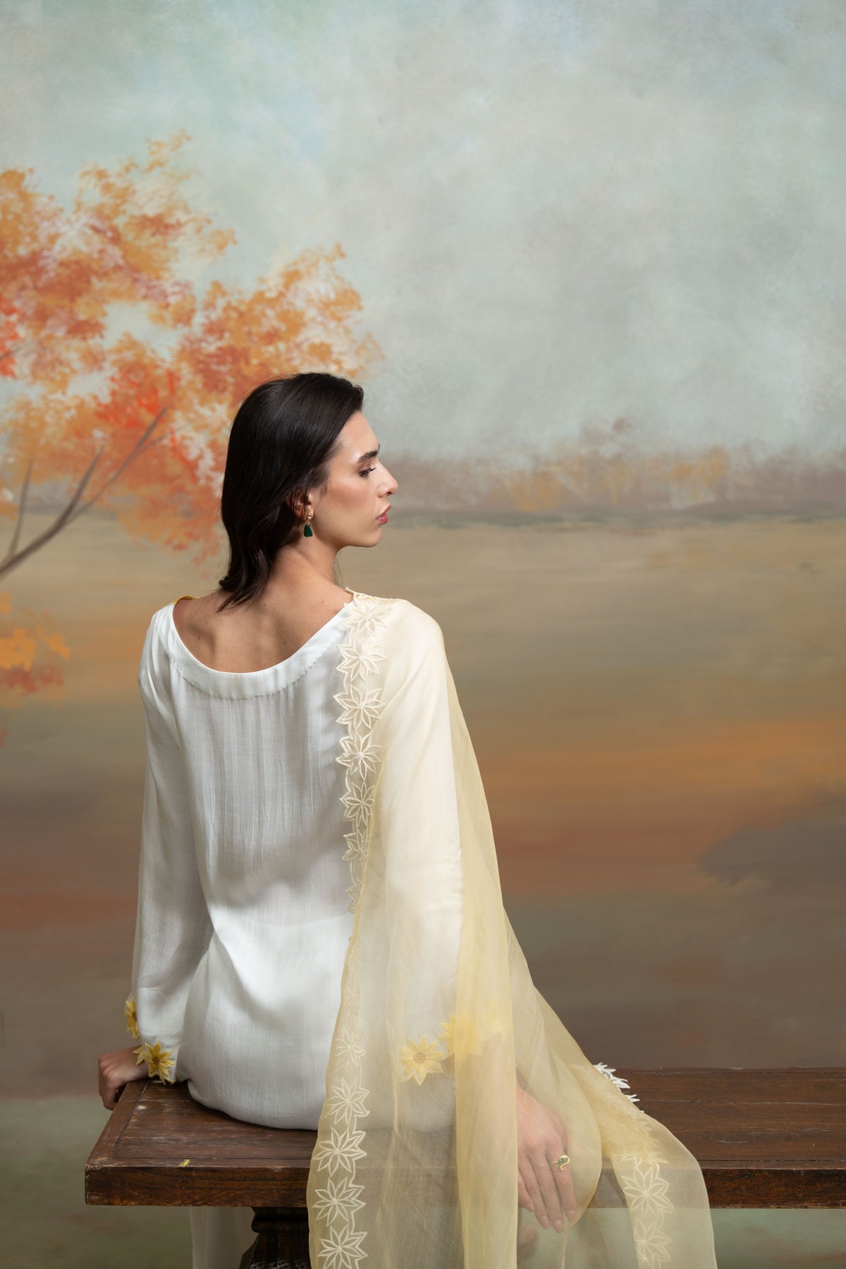White And Yellow Sunflower Embroidery Cotton Silk & Organza Kurta Set (3 Pcs)