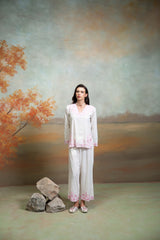 Off White Embroidery Cotton Silk Kurta Set (2 Pcs)