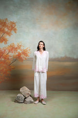 Off White Embroidery Cotton Silk Kurta Set (2 Pcs)