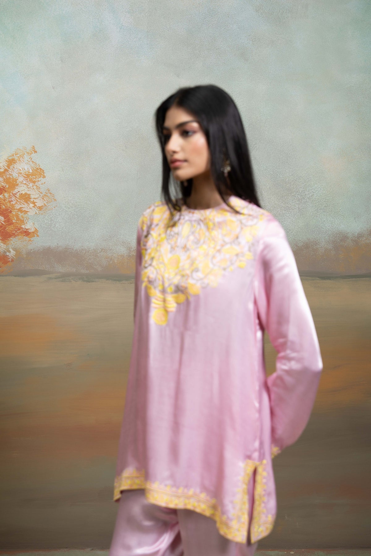 Pink Kashmiri Embroidery Cotton Silk Kurta Set (2 Pcs)
