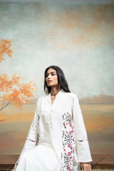 Off White Embroidery Cotton Silk Kurta Set (2 Pcs)