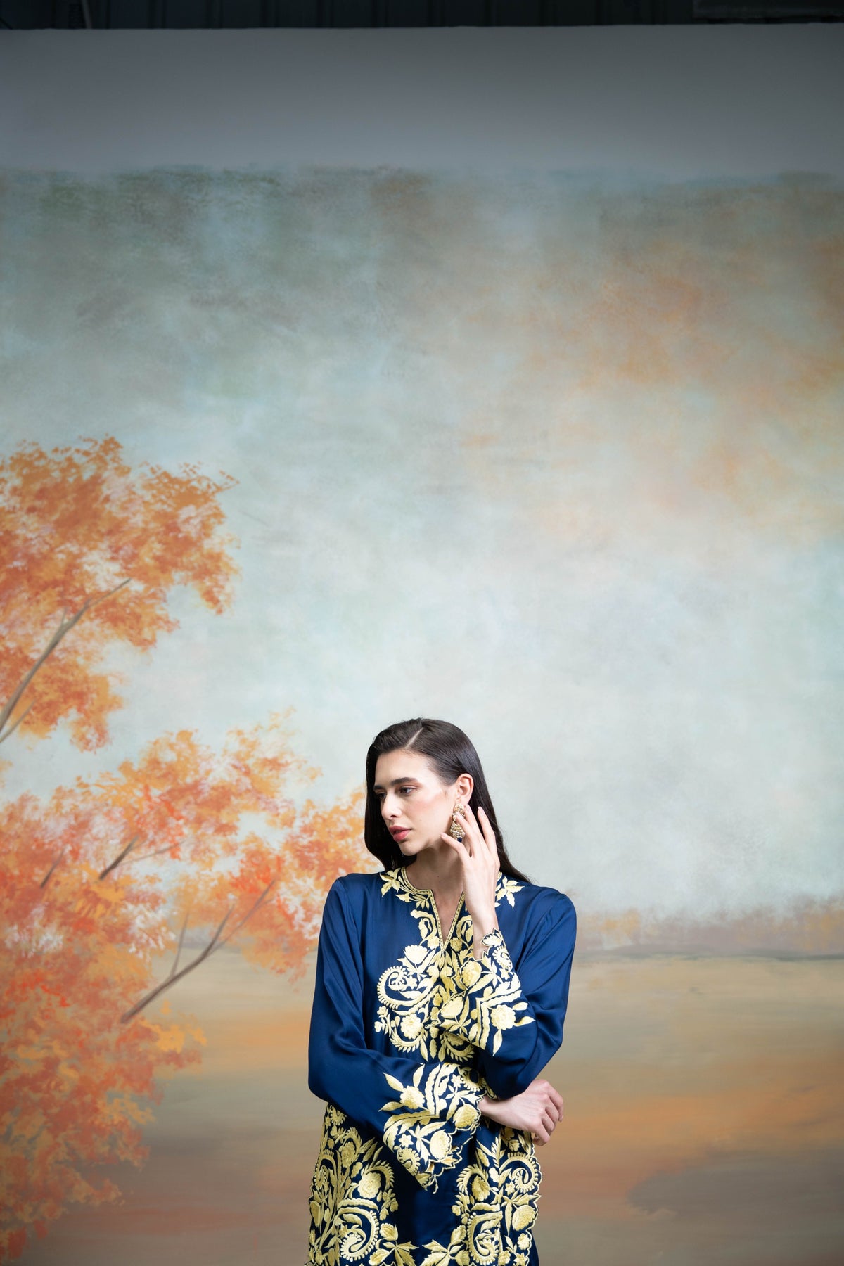 Dark Blue Embroidery Cotton Silk Kurta Set (2 Pcs)