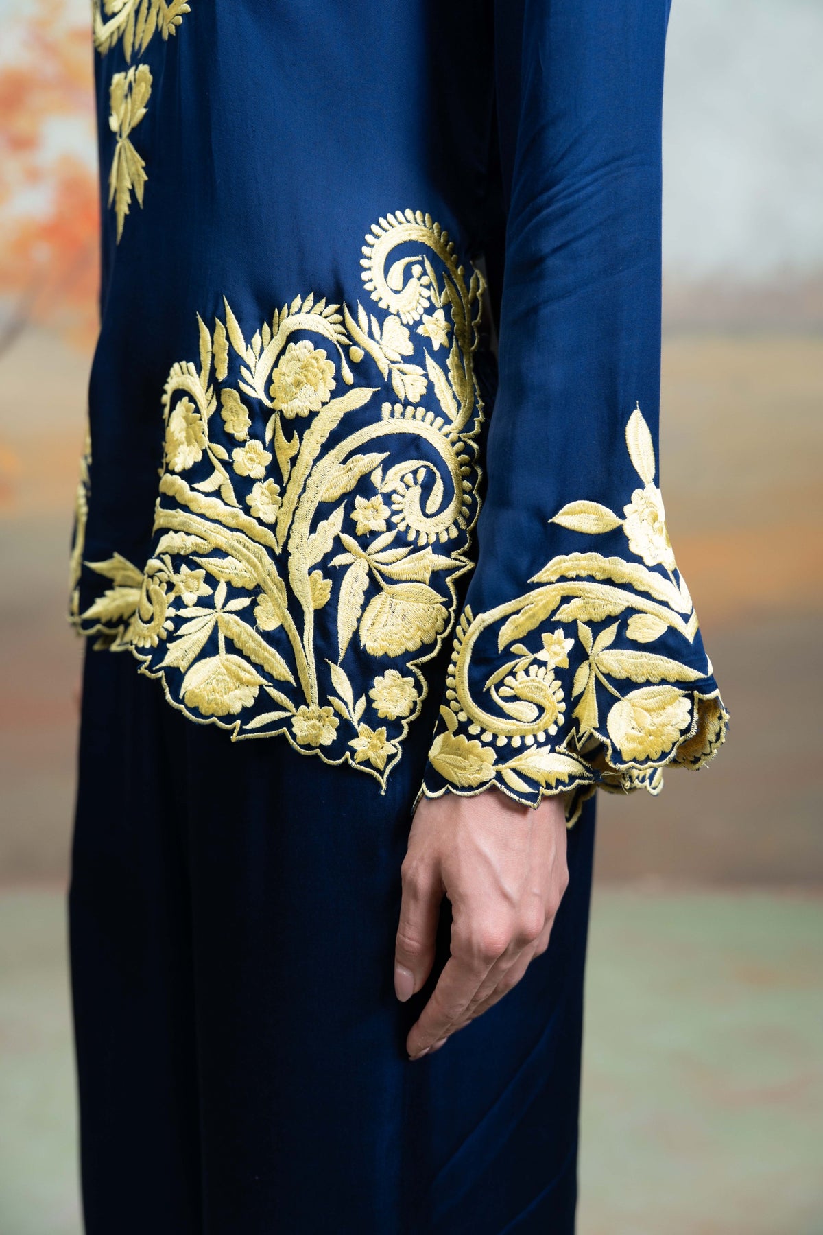 Dark Blue Embroidery Cotton Silk Kurta Set (2 Pcs)