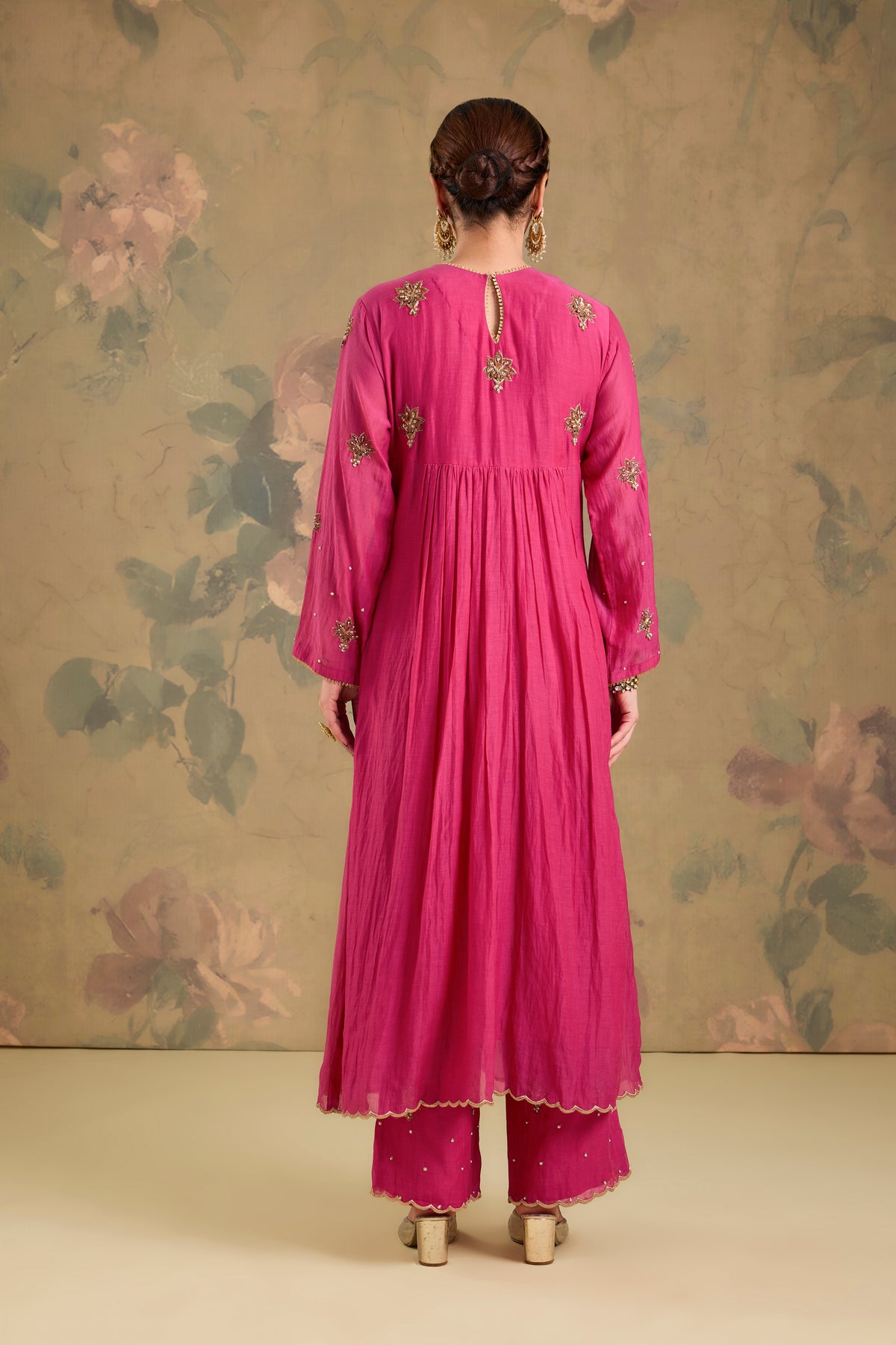 Mul Chanderi Handworked Anarkali Set