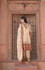 Safah Lotus White Suit