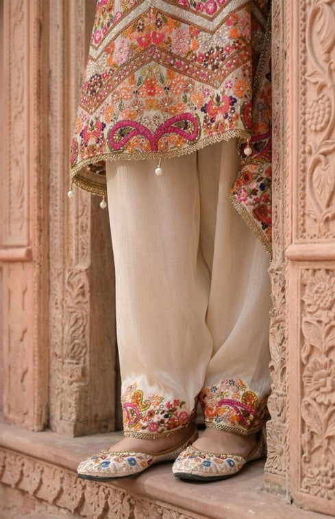 Safah Lotus White Suit